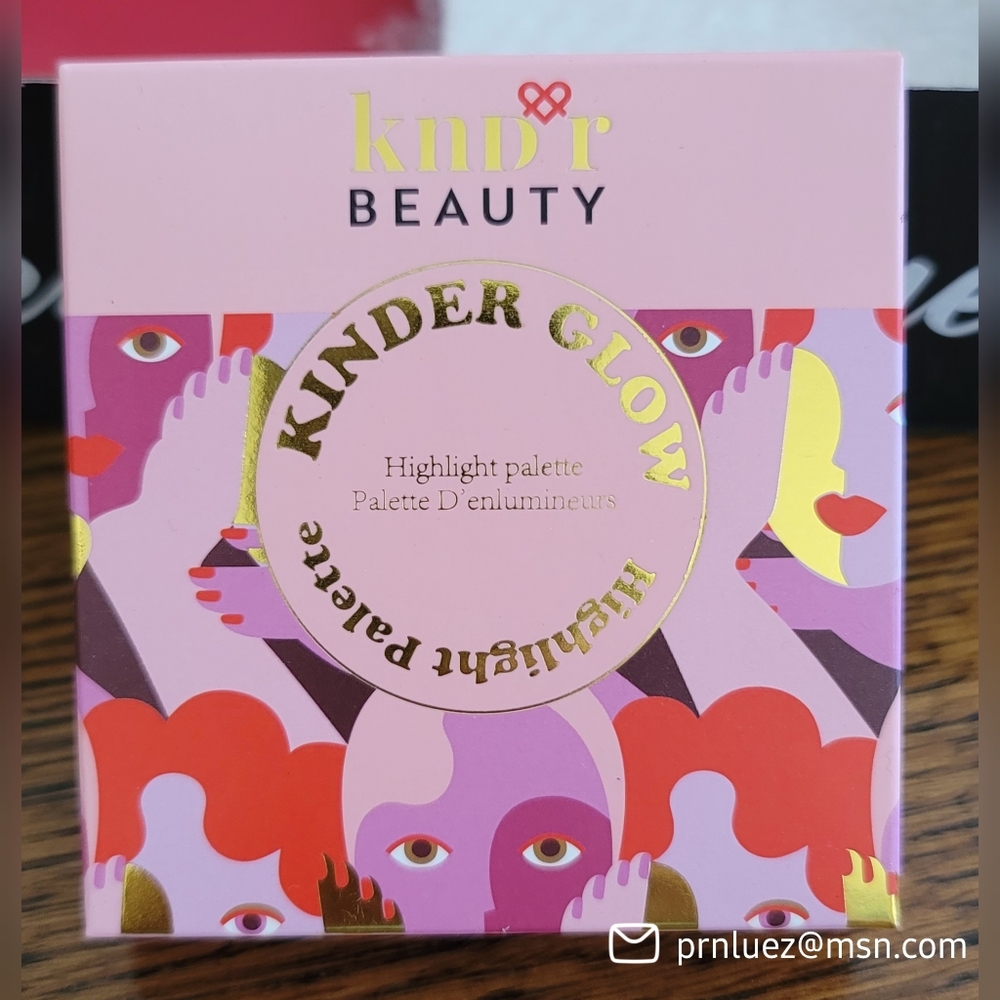 KNDR Beauty Kinder Glow Highlighting Palette